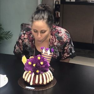 Meet your Posher, Amy